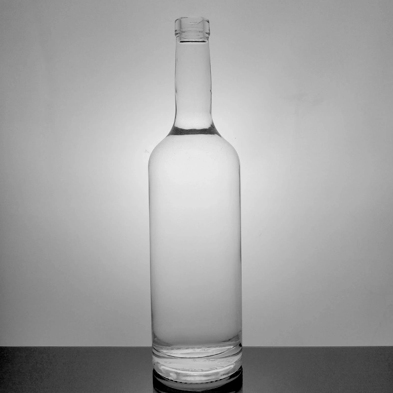 Wholesale 375ml 500ml 750 Ml Spirits Vodka Gin Liquor Glass Whisky Bottle with Cork for Sale