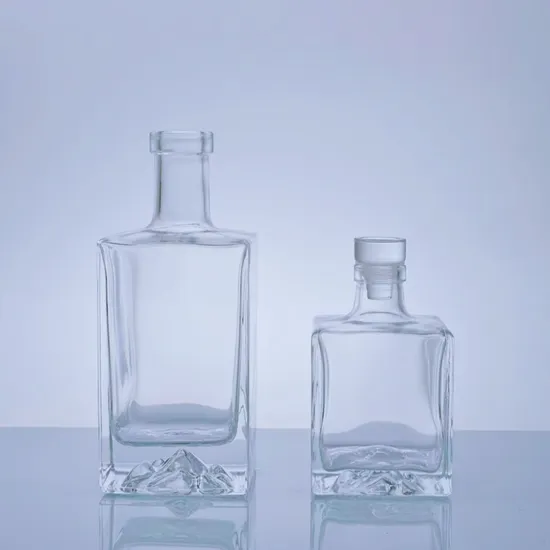 高品質の 500 ml 蝶の形をした酒ガラス ウイスキー ボトル